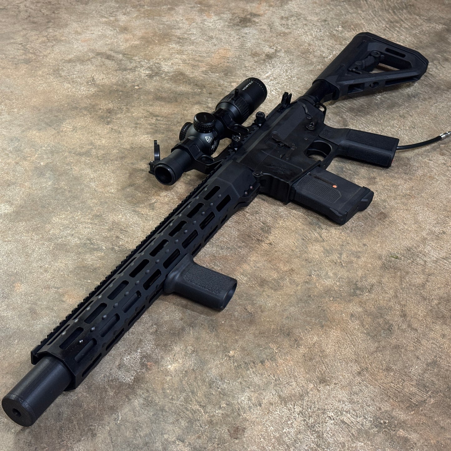 Clovair Core Elite MTW M4 Build| Midwest Rail | Magpul and B5 Furniture | Clovair Core Internals